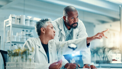 Aufkleber - Biology, computer and pointing with science people in laboratory for breakthrough or development. Collaboration, healthcare and innovation with scientist team at desk for online plant research