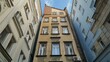 © Seng - Keret House - One of the world's narrowest houses, located in Warsaw, Poland.