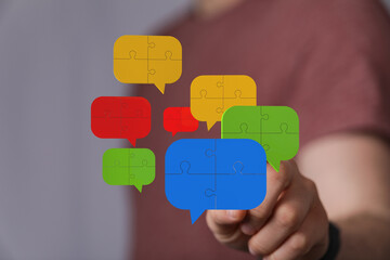 Aufkleber - Visual representation of teamwork, problem-solving, and communication through interconnected puzzle pieces.