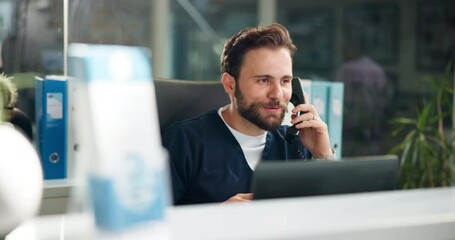 Aufkleber - Phone call, nurse and man with telephone, hospital or communication with contact for medical advice. Clinic, administration and person with tech for appointment, night and schedule for healthcare