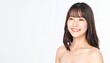 © SoftFlower - 日本人,女性,20代,満面の笑み,シンプルな白い背景,Simple white background,Japanese,Female,Twenties,Beaming