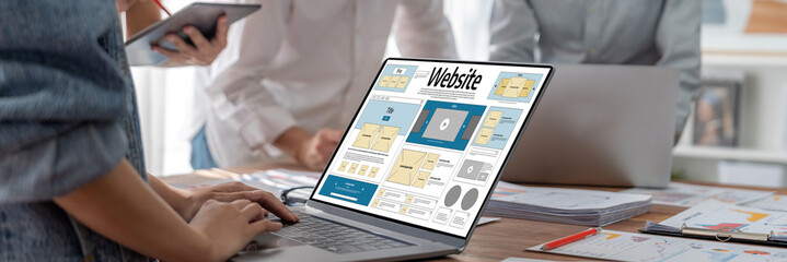 website design software provide brisk template for online retail business and e-commerce