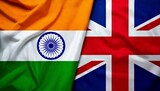 イギリスとインドの国旗。(UK flag and India flag.)
