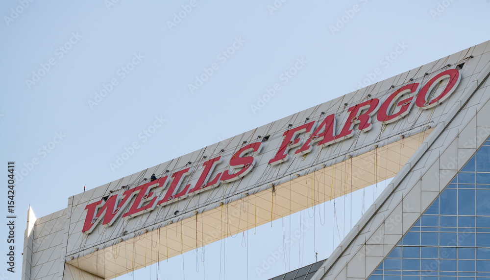 The new Wells Fargo sign installation on the previous building known as ...