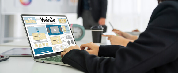 Website design software provide snugly template for online retail business and e-commerce