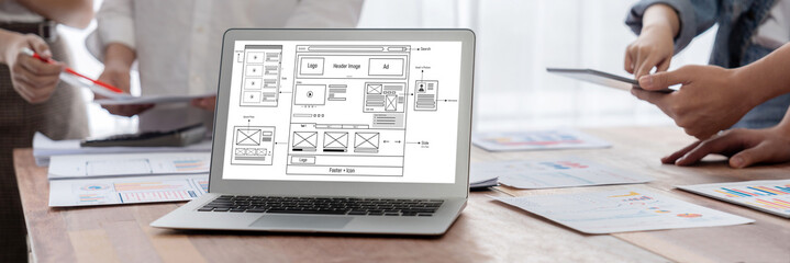 Website design software provide brisk template for online retail business and e-commerce
