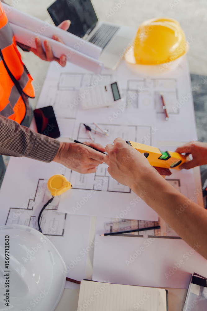 Construction Checking Construction contractor, checking and recording construction details ...