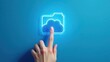 © Leonardo - El dedo de una persona interactuando con un ícono de carpeta virtual, que representa almacenamiento en la nube, organización de archivos y acceso remoto a datos