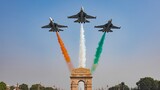 Indian Air Force Flypast Over India Gate with Tricolor Smoke on Republic Day