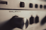 Old hi-fi amplifier - Balance