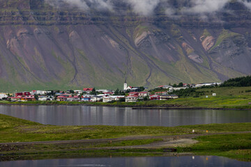 Canvas Print - Kirkjufell town view with mountains, Iceland.