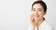 © Blue Studio - 透明感のある肌を持つ日本人女性のスキンケア｜Asian Beauty Skincare Portrait