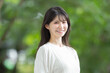 © Takahiro - 女性　新緑　緑　笑顔