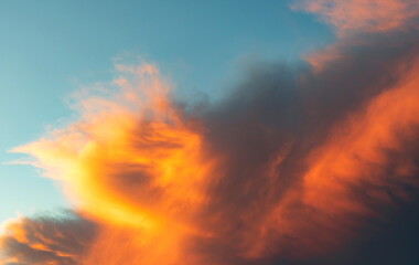 Wall Mural - Sunset skyscape background. Cloudscape sky on sunset. Cloud in sunset sky. Background with cloud. Dramatic sky with sunrise. Skyscape and cloudscape. Amazing sunrise. Sky with pink cloud
