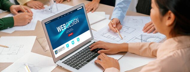 Website design software provide brisk template for online retail business and e-commerce