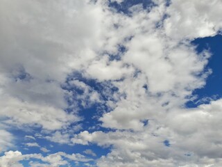 Wall Mural - landscape of a partly cloudy sky