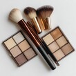 © Tutup - Makeup Brushes and Eyeshadow Palettes