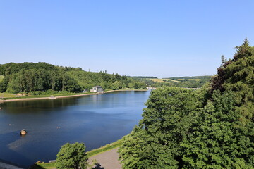 Naklejka na meble Blick auf den Ausgleichsweiher der Möhnetalsperre im Sauerland
