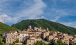 Scanno is an Italian town of 1 782 inhabitants located in the province of L’Aquila, in Abruzzo. The municipal area, surrounded by the Marsican Mountains.