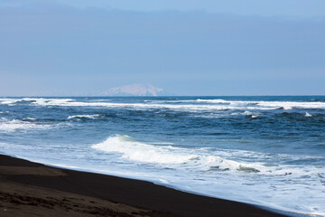 Wall Mural - view of waves from khalaktyrsky beach, avacha bay