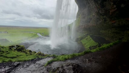 Canvas Print - beautiful close-up view of seljalandsfoss, iceland.