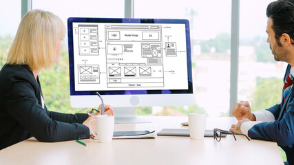 Website design software provide modish template for online retail business and e-commerce