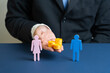 © Andrii Yalanskyi - Concept of equal pay, wage equality, and gender fairness in the workplace. Financial assistance for families. Male hand holds a stack of coins between a man and a woman.