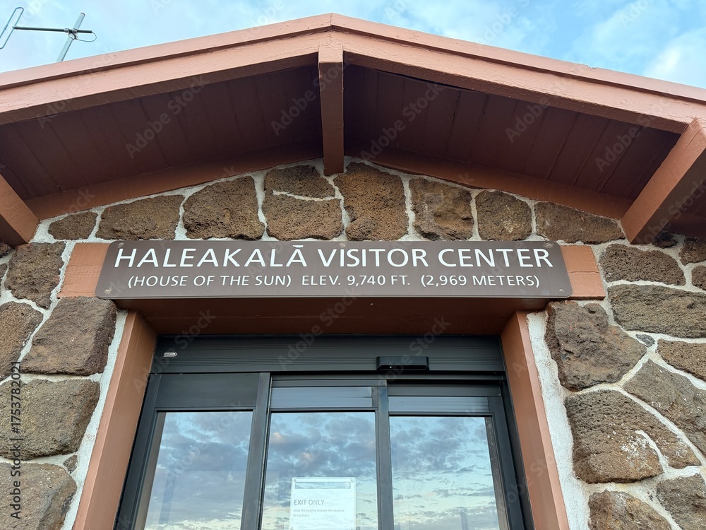 Nps Closure Sign National Parks park closed sign due to the U.S. government shutdown At ...