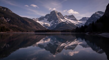  mountain lake reflec2tion