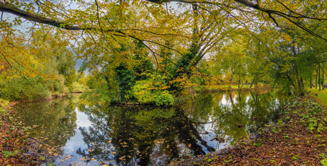  Stunning fall scenery in the forests and lakes of Vonderpark, Amsterdam, Holland, the Netherlands