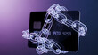© Felipe - Concepto de finanzas descentralizadas con cadena digital en tarjeta de crédito para activos de criptomonedas y tecnología de contratos inteligentes