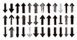 © ADwi - Vielfältiges Set transparenter, handgezeichneter Grunge-Pfeile, die aufwärts und abwärts zeigen, perfekt für kreative Designprojekte und Navigation.