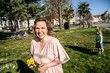 © ADDICTIVE STOCK - Family Easter celebration in the spring sunshine