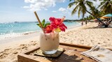 Koktail tropis menyegarkan dengan bunga kembang sepatu di pantai yang cerah dengan pohon kelapa dan payung