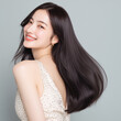 © Designer's Stockroom - 艶のある黒髪の日本人女性、ヘアケア、ヘアサロン、ロングヘア