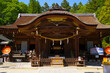 © 琢也 栂 - 神聖な雰囲気に包まれた武田神社