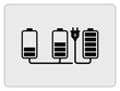 © Monoyar - 電子機器の充電プロセスを表す、さまざまな充電レベルの3つのバッテリーと電源プラグを示す概念的な図