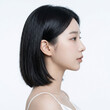© CoreSelect - 단발 여성의 옆모습 / Side Profile of a Woman with a Bob