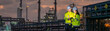 © BESTIMAGE - Engineers team discussing petroleum engineering in oil refinery project collaboration at fuel industrial plant Male and female engineer holding tablet inspecting oil refinery at nighttime banner