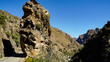 © anghifoto - La strada che collega Corte alla costa occidentale della Corsica attraversa panorami di montagna mozzafiato aperti su grandi vallate per poi insinuarsi nello stretto Canyon della Ruda.