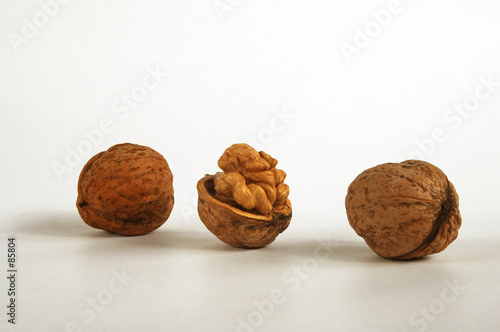 trois noix