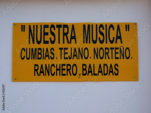 Photography sign in spanish.