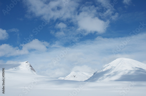snowy mountains in Kungsleden, Lapland, North of Sweden © Elisa Locci