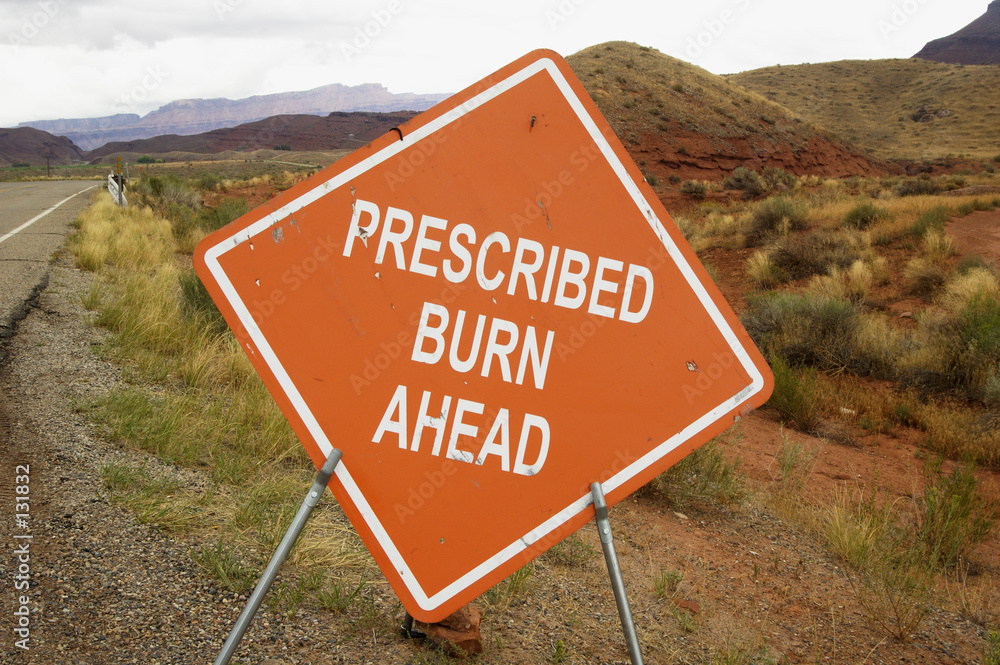 Φωτογραφία prescribed burn sign