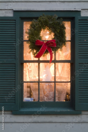 window wreath photo