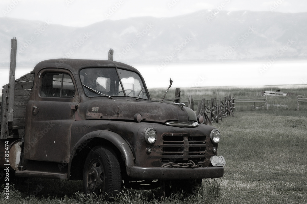 Fototapeta premium old car