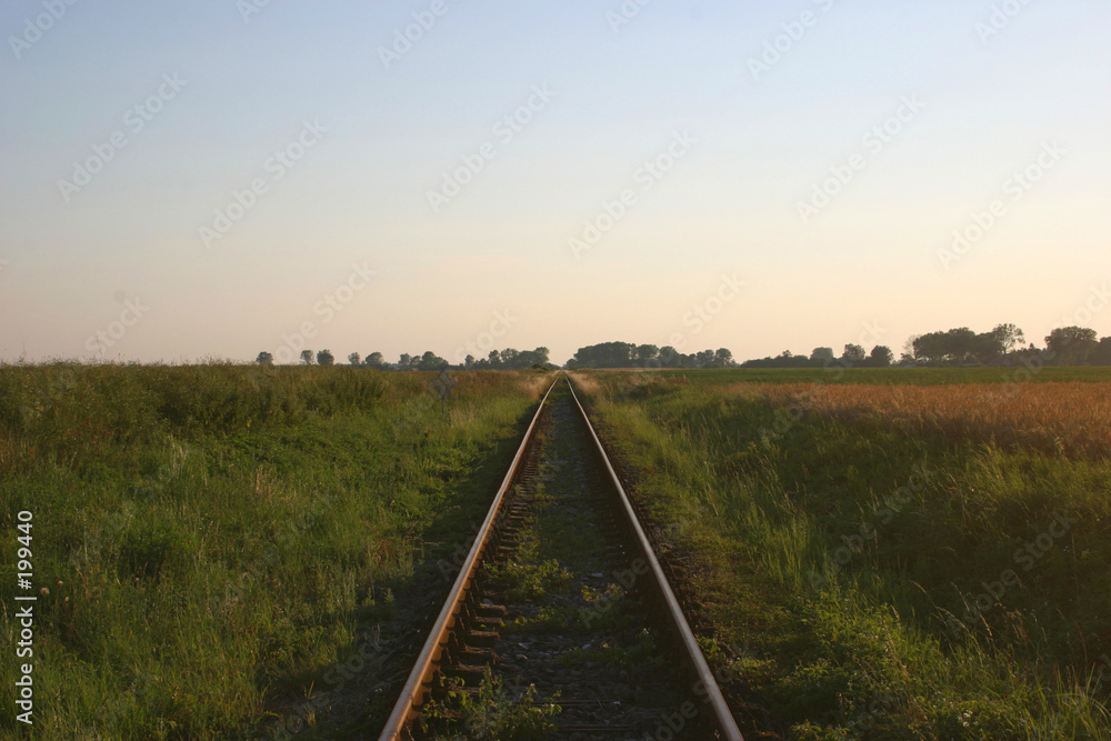 railway to the horizont