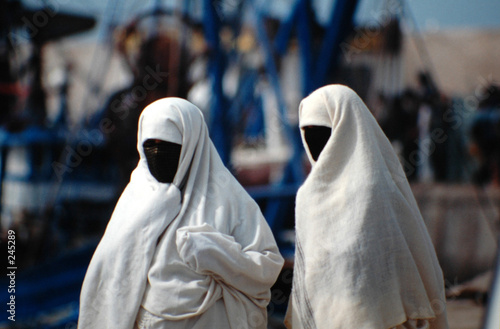 femmes berberes sur le port