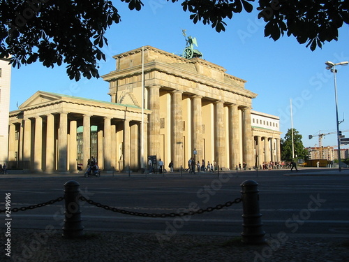 brandenburg gate berlin photo