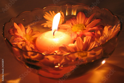 flower candle